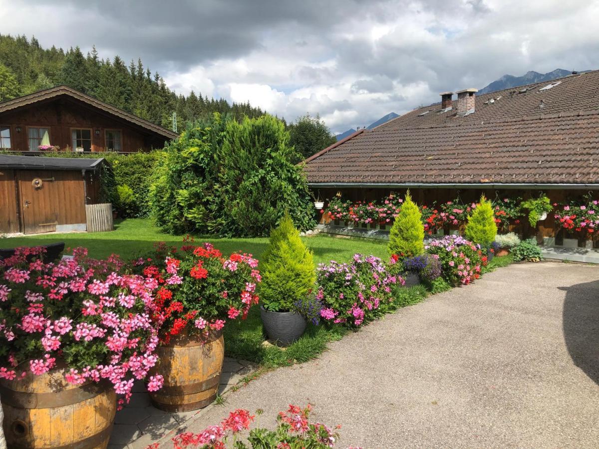Gaestehaus Alfred Klais Krün エクステリア 写真