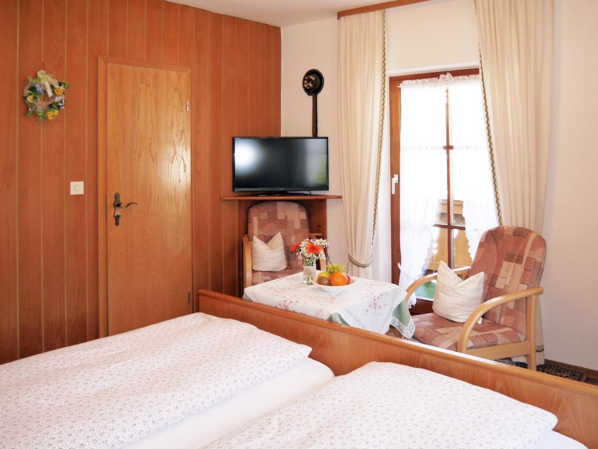 Gaestehaus Alfred Klais Krün エクステリア 写真
